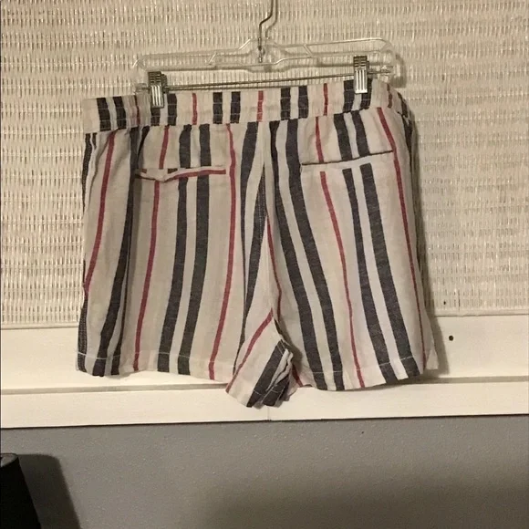 Time and Tru Women’s Blend Linen Shorts - Picture 4 of 6